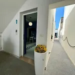 Vicolo Gobetti * פורטו צ'זראו