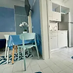 Vicolo Gobetti בית הארחה פורטו צ'זראו
