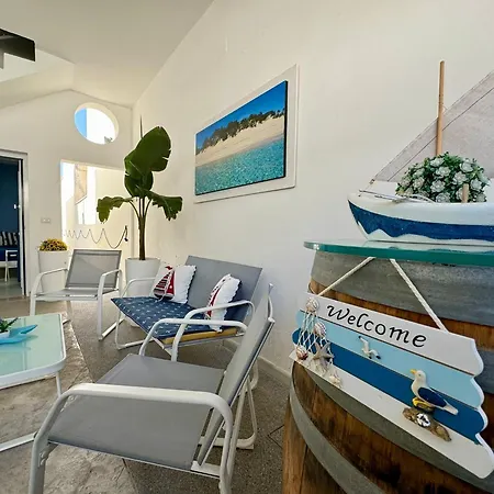 Porto Cesareo Family House 2
