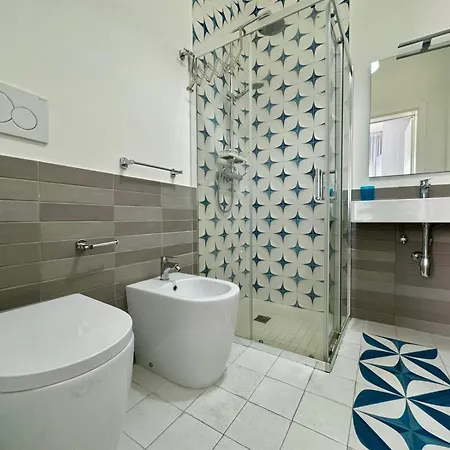 Vicolo Gobetti 게스트하우스 *