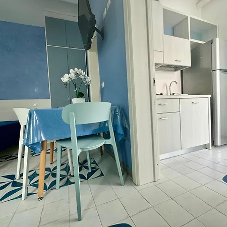 Vicolo Gobetti 게스트하우스 포르토 세자레오