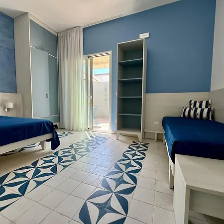 Vendégház Porto Cesareo Family House 2 *