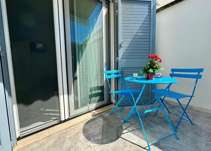 Vicolo Gobetti Porto Cesareo